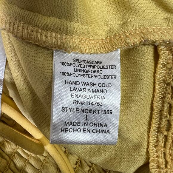 The Clothing Company Crop Top Womens L Mustard Yellow Eyelet Lace Hippie Boho - Picture 6 of 6